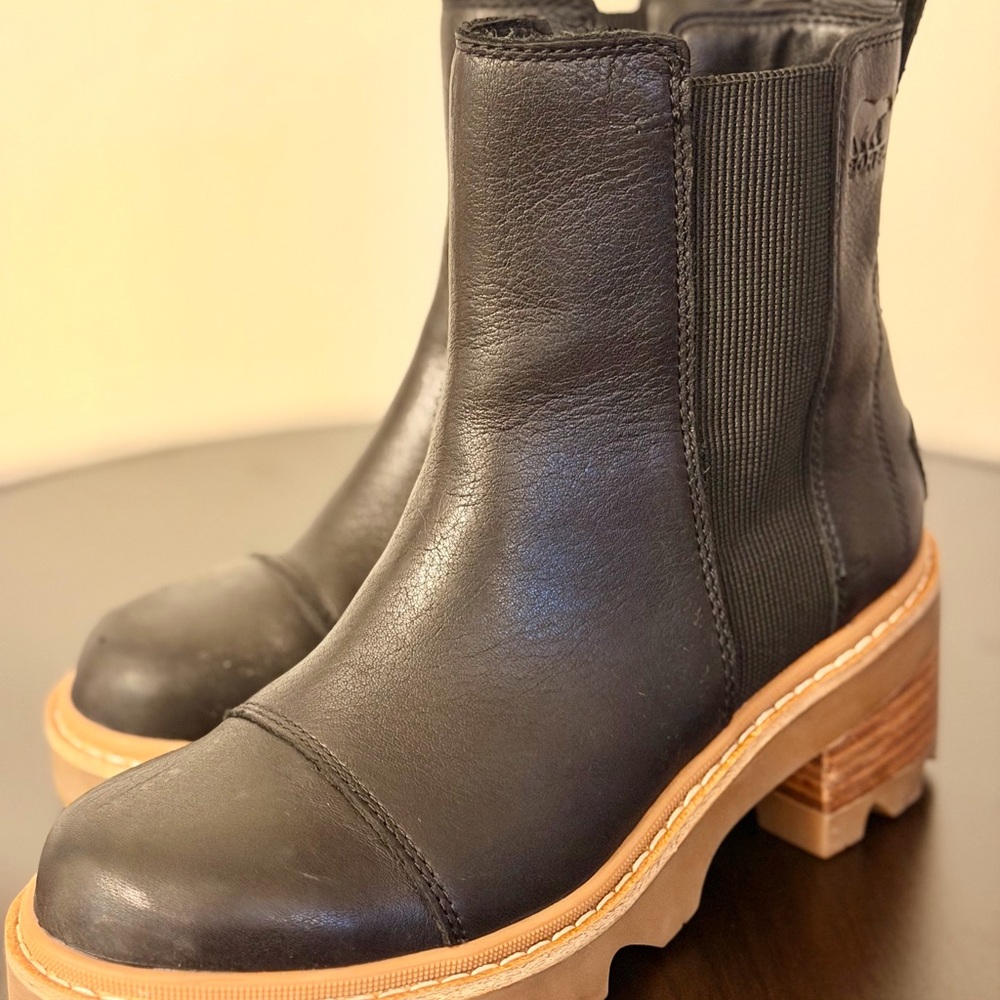 SOREL Chelsea Platform Boots - Picture 4 of 6